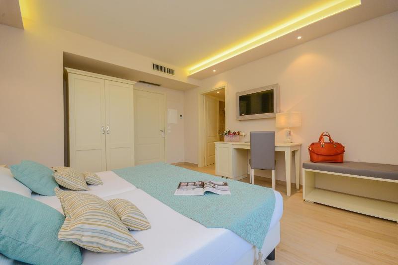 Hotel Villa Garuti Padenghe sul Garda Exterior foto